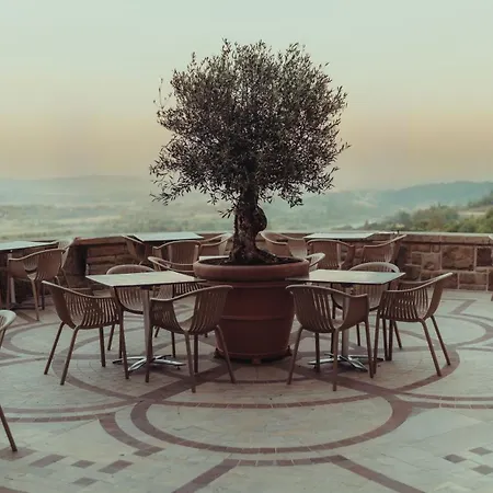 Szálloda Zinar Castle 5*