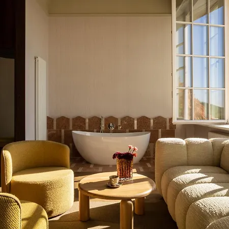 Zinar Castle Szálloda 5*