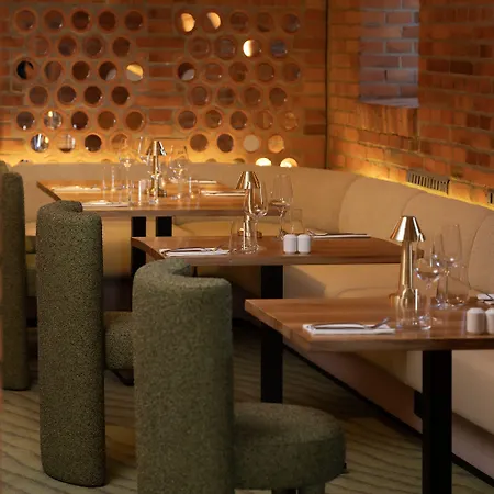 Szálloda Zinar Castle 5*