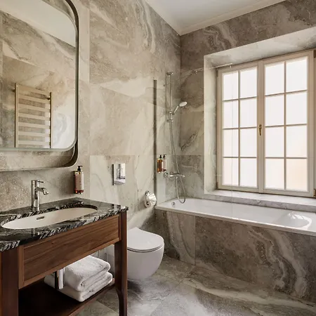 Hotel Zinar Castle Cracovia