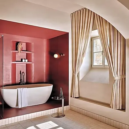 Zinar Castle Szálloda 5*